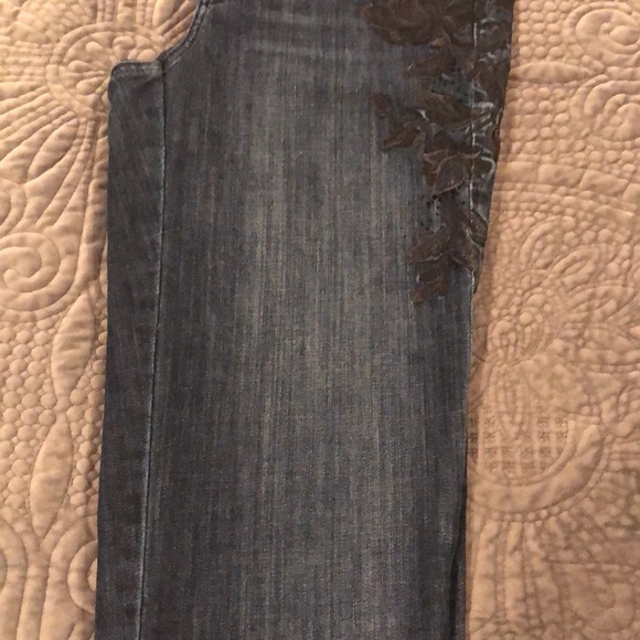 WHBM APPLIQUÉ JEANS - Picture 9 of 11